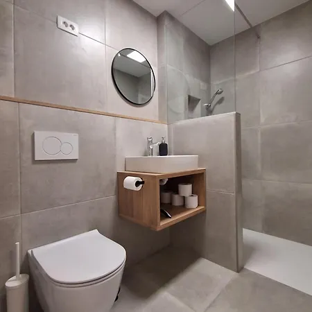 Smucka2 * 克拉尼斯卡戈拉